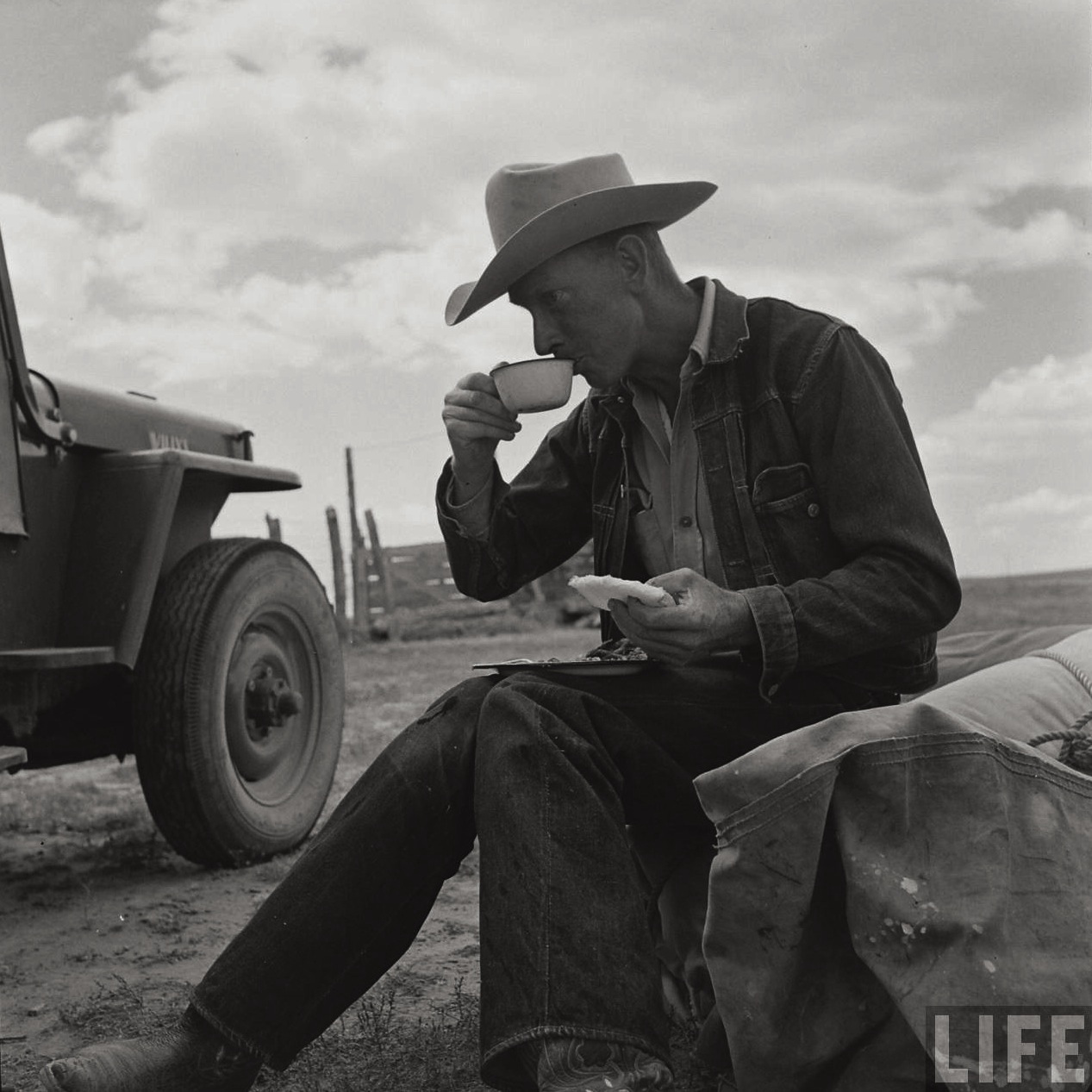 vintage-denim-cowboy-coffee-jeep2.jpg