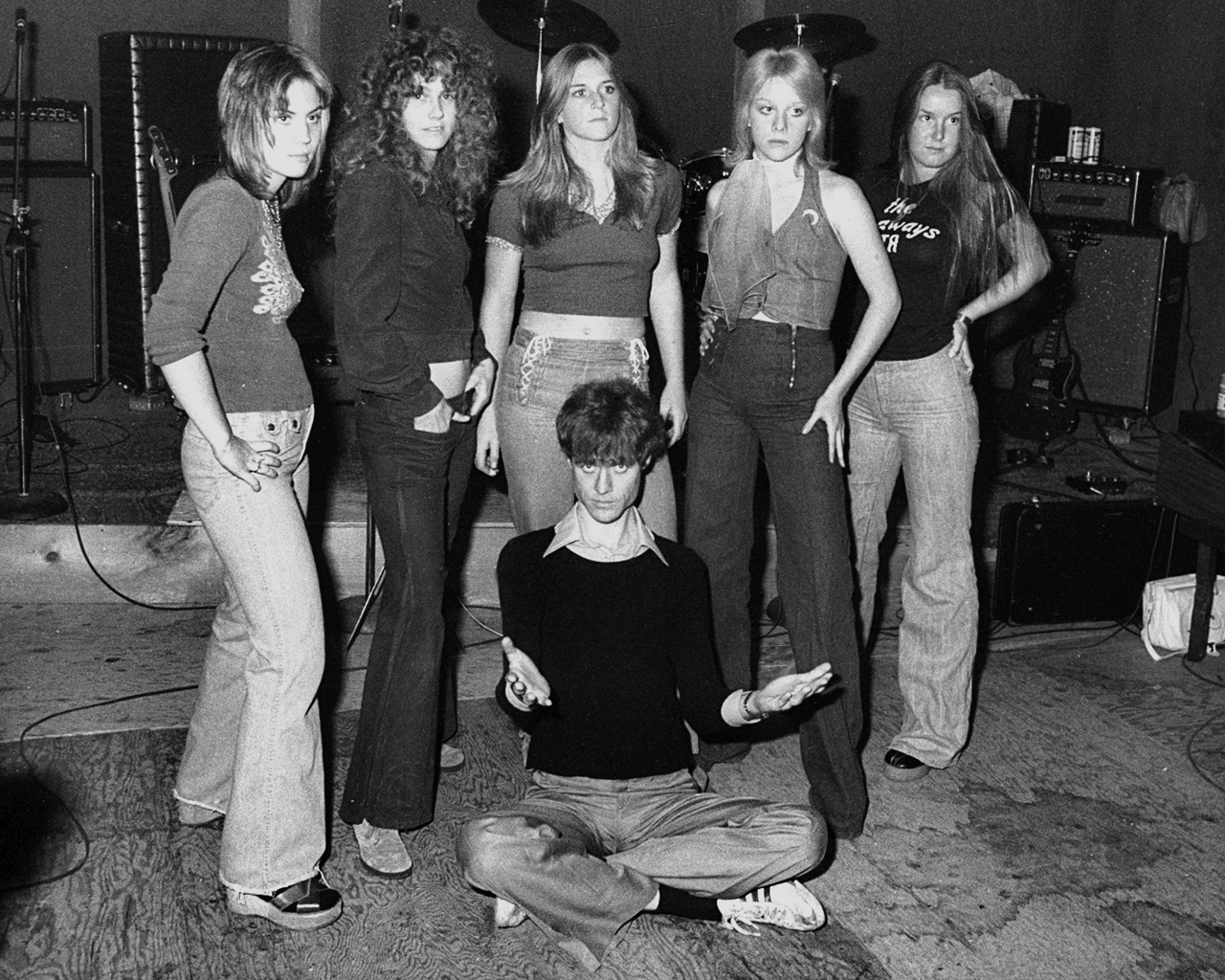 1976, The Runaways — Lita Ford, Joan Jett, Jackie Fox, Sandy West, Cherie C...